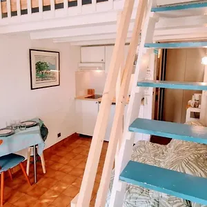 Cosy Studio Just A Stone's Throw From The Beach Appartement Sainte-Maxime